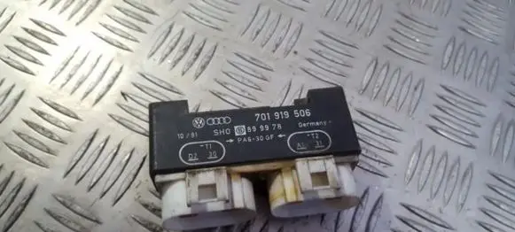 Volkswagen Sharan Coolant fan relay 701919506 899978