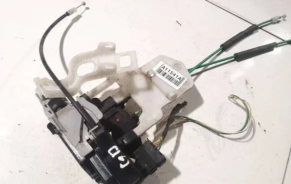 Hyundai i30 Rear door lock