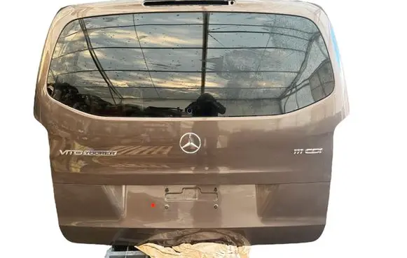 Mercedes-Benz V Class W447 Back/rear loading door A4477403900 4477403900 A4477450310