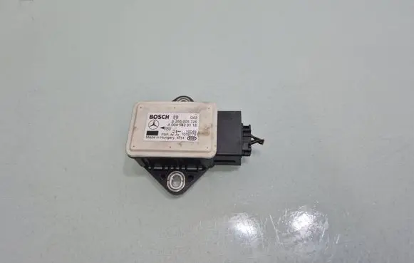 Mercedes-Benz B W245 ESP acceleration yaw rate sensor A0045429118