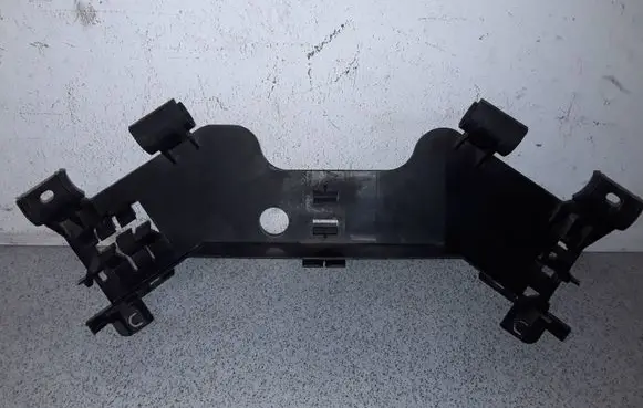 BMW 5 E60 E61 Other engine bay part 58650910 7519152