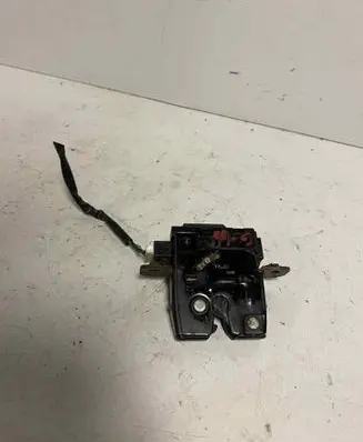 Nissan Qashqai Tailgate/trunk/boot lock/catch/latch 90502AV70B