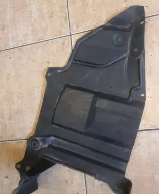 Nissan Almera N16 Engine splash shield/under tray 758944M400 4M500 5M300