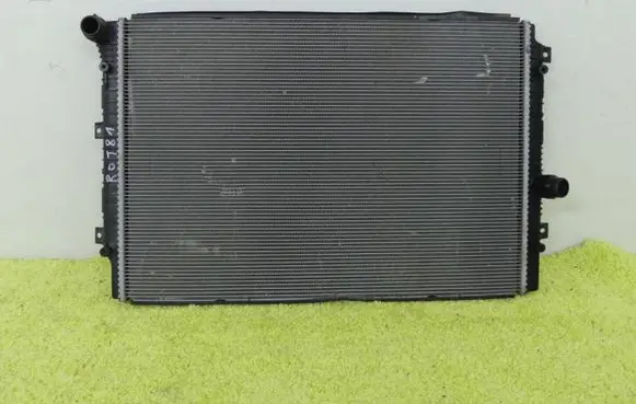 Volkswagen Caddy Coolant radiator 5K0121251Q