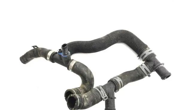 Engine coolant pipe/hose