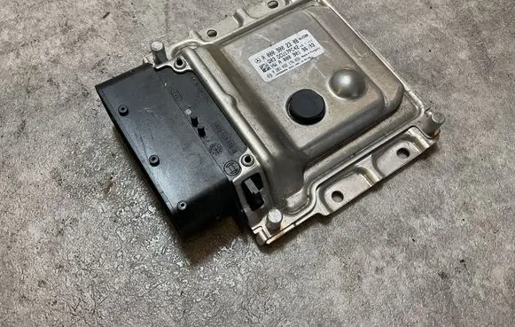 Mercedes-Benz Sprinter W906 Reducing agents exhaust control unit A0009002308 A0009019603 0281032176