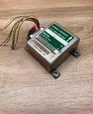 Audi A4 S4 B5 8D Airbag control unit/module 8A0959655C 0285001085 WITHPLUG