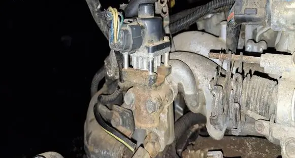 Subaru Forester SG EGR valve 