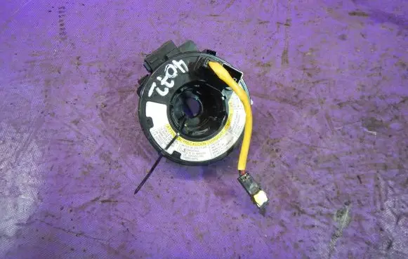 Suzuki Swift I Airbag squib ring wiring 