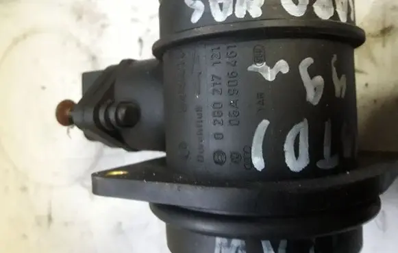 Volkswagen Sharan Mass air flow meter 0280217121