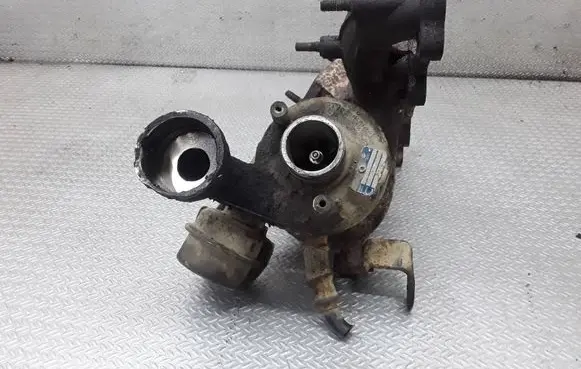 Volkswagen Touran I Turbo 038253014G