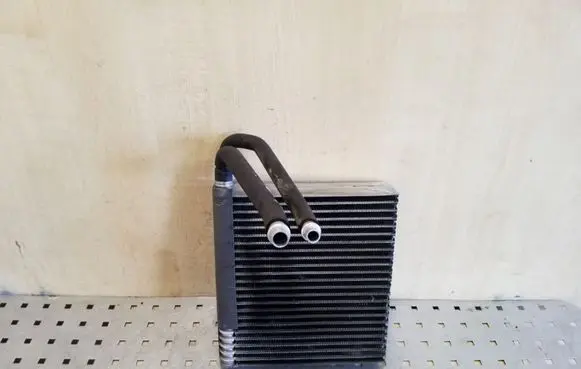 Air conditioning (A/C) radiator (interior)