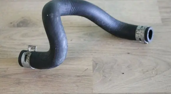 Toyota Corolla Verso AR10 Engine coolant pipe/hose