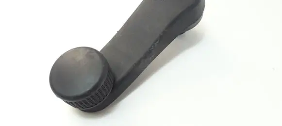 Volkswagen PASSAT B4 Rear door window winding handle 3A0837581B