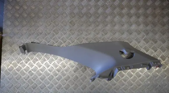 (D)pillar trim (top)