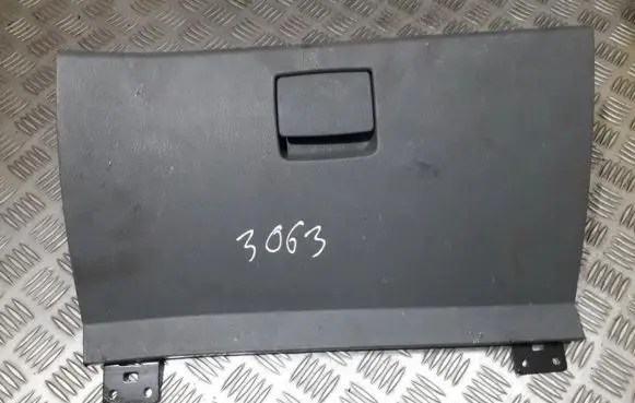 SsangYong Rodius Glove box 7770021900 77700-21900