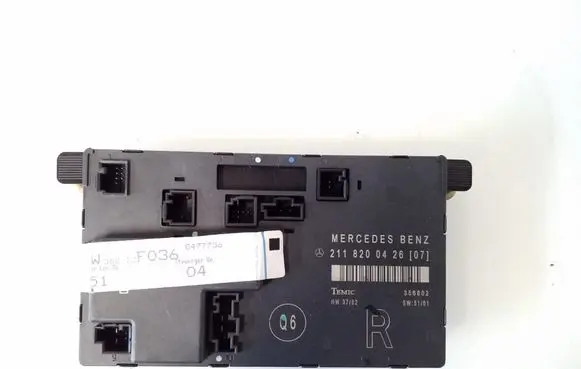 Mercedes-Benz E W211 Door control unit/module A2118200426