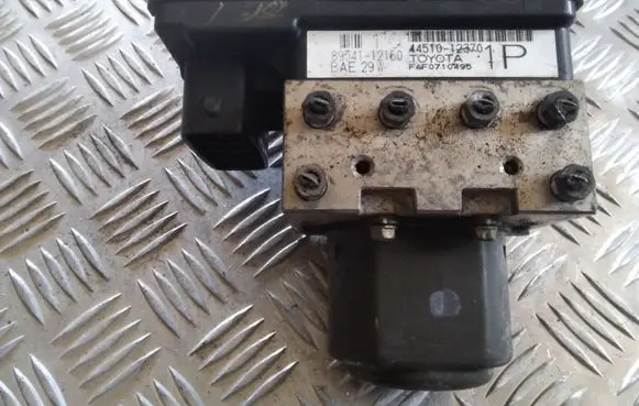 Toyota Corolla E120 E130 ABS Pump 8954112160 4451012370