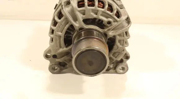Skoda Scala Generator/alternator 04E903024S