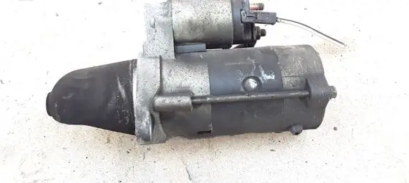Subaru Impreza III Starter motor 23300AA620 M002T89071