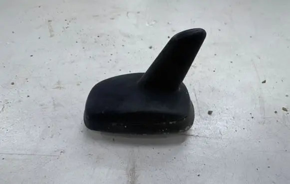 Volkswagen Jetta VI Aerial GPS antenna 1K0035507L