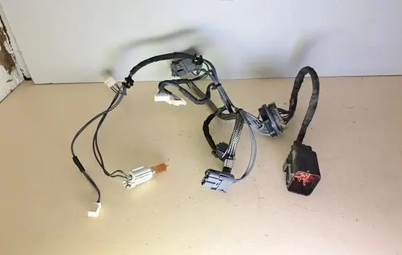 Volvo S60 Headlight/headlamp wiring loom/harness 