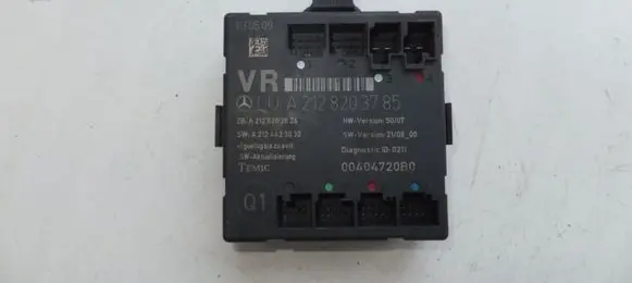 Mercedes-Benz E W211 Door control unit/module 2128203785 A2128203785