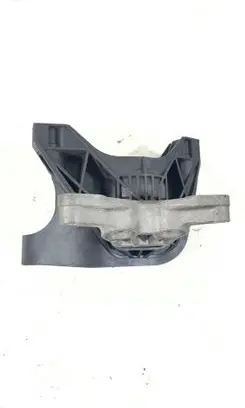 Peugeot 308 Engine mount bracket 091622