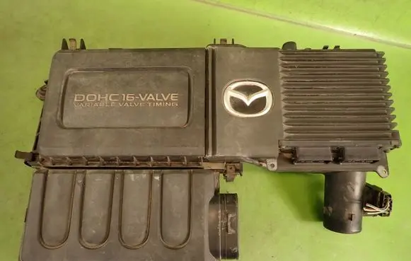 Mazda 3 I Engine control unit/module ECU Z627100140-8552