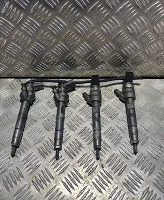 Toyota Verso Fuel injectors set 0445110600
