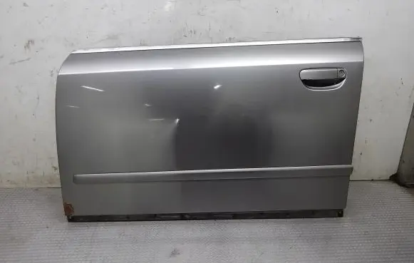 Audi A4 S4 B6 8E 8H Front door