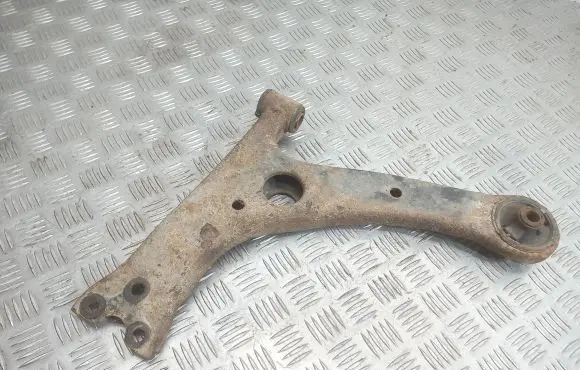 Toyota Corolla Verso E121 Front lower control arm/wishbone
