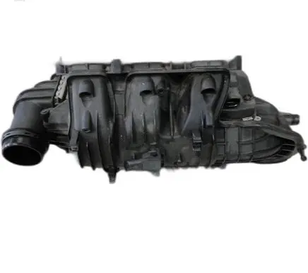 Volkswagen Golf VIII Intake manifold