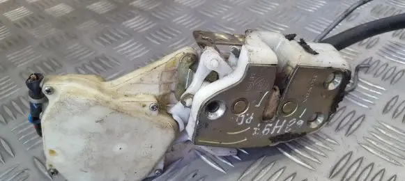 Honda Shuttle Front door lock