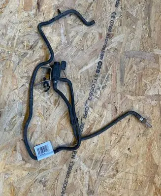 Jaguar F-Pace Vacuum valve 70435600