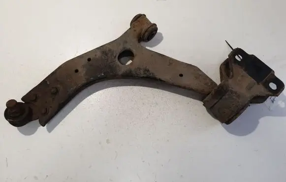 Ford Grand C-MAX Front lower control arm/wishbone