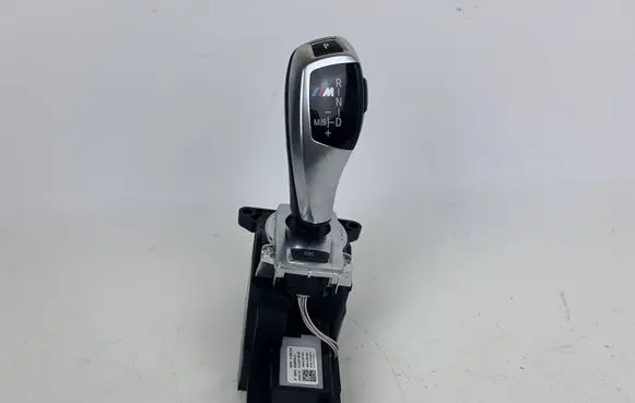 BMW X6 M Gear shifter/selector 9228826