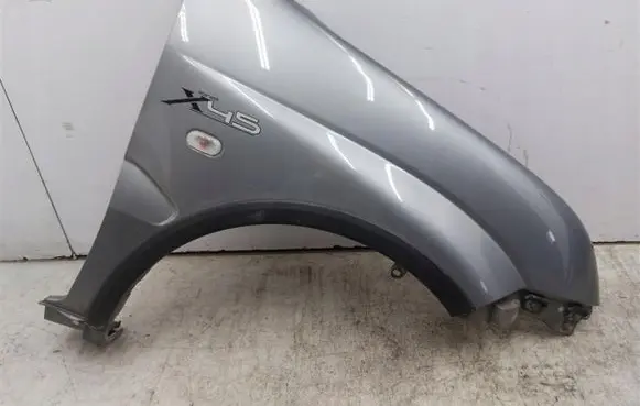 Suzuki Ignis Fender