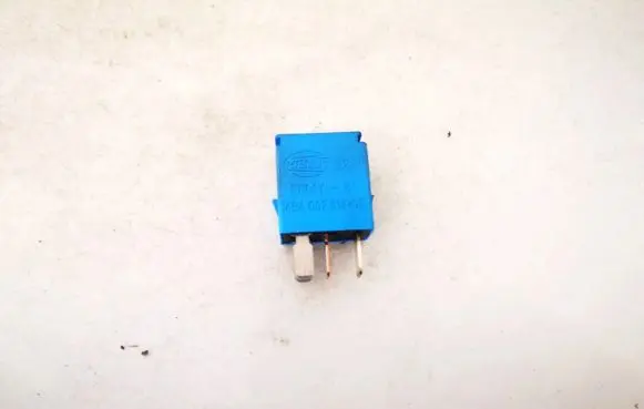 Nissan Almera N16 Other relay 252309f920 4ra007813-03