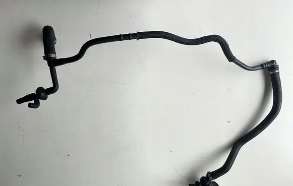 Audi A6 S6 C6 4F Vacuum line/pipe/hose 06E133370A