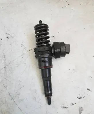 Ford Galaxy Fuel injector 038130073H