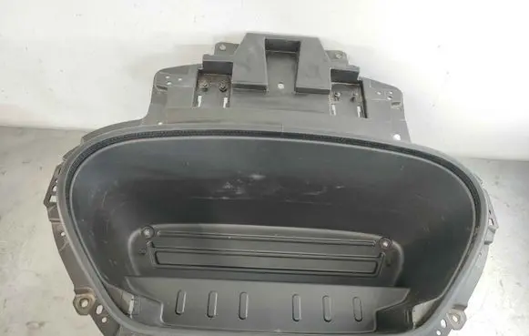 Volvo C40 Front trunk storage compartment 32239221