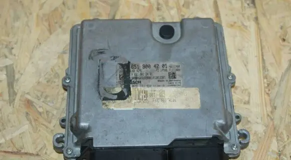Mercedes-Benz GLE (W166 - C292) Engine control unit/module A6519004201 1039S57787 A6519012401