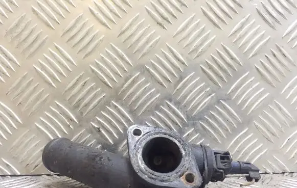 Volkswagen Transporter - Caravelle T4 Engine coolant pipe/hose
