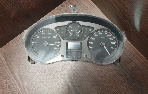 Citroen Berlingo Speedometer (instrument cluster) 9665154980 503001316100 YG04MA58