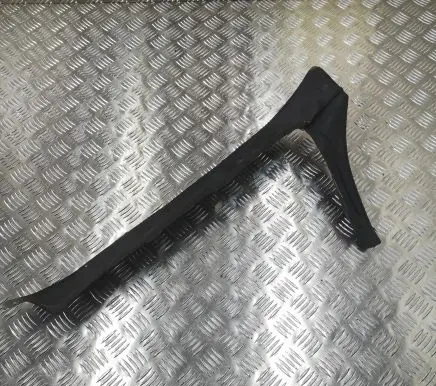 Audi A5 8T 8F Fender end trim 8T0821111A