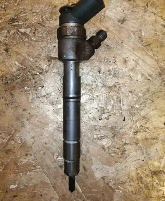 Mercedes-Benz B W245 Fuel injector A6400700787 0445110167