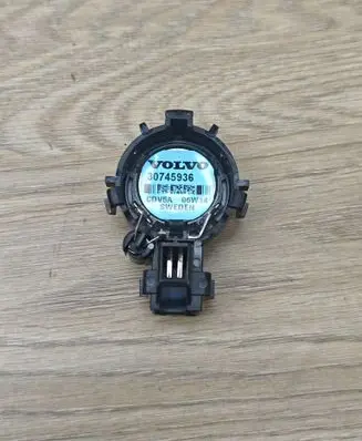 Volvo V70 Front door high frequency speaker 30745936