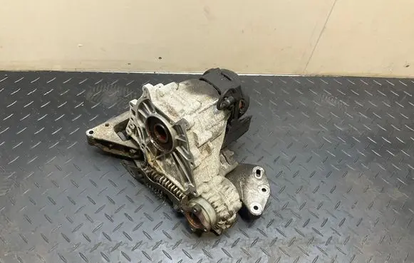 BMW 5 E60 E61 Gearbox transfer box case 7599693
