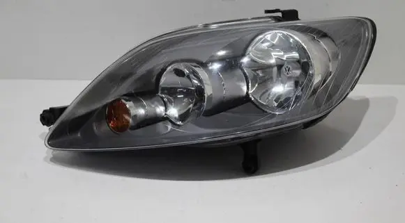 Volkswagen Golf Plus Headlight/headlamp 5M1941005B 1EE24701301